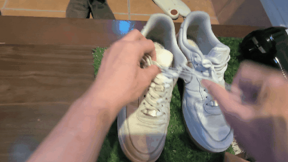 airforce1-removed-shoelace