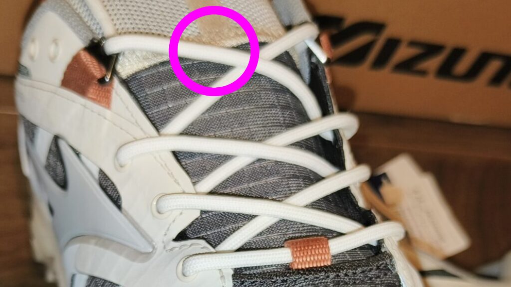 WAVE-MUJIN-TL-shoelace