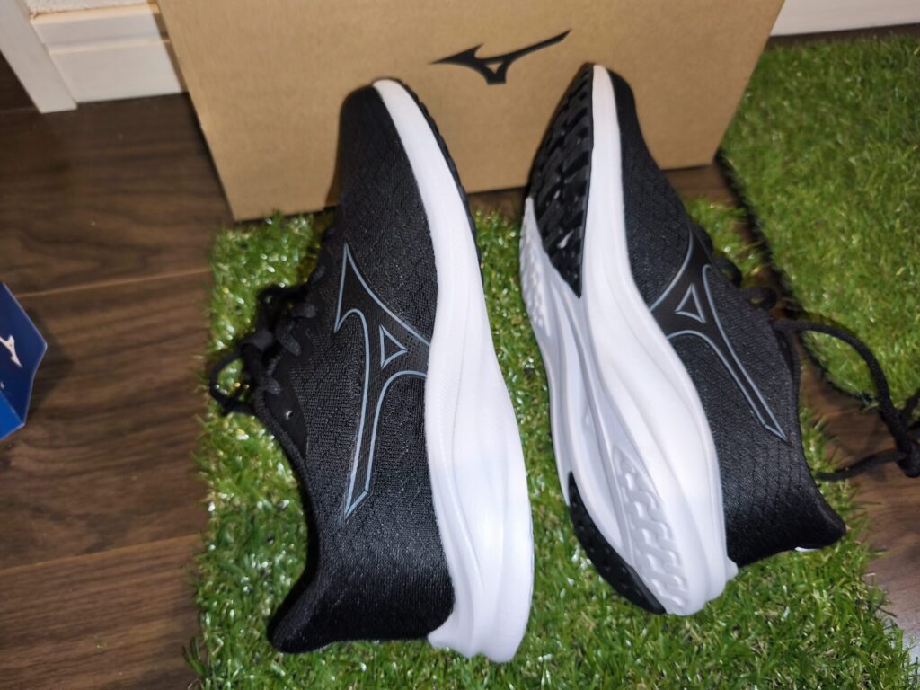 mizuno-pioneroad2-side-inside