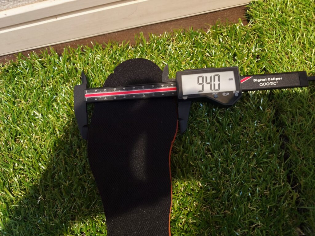 mizuno-pioneroad2-insole-width