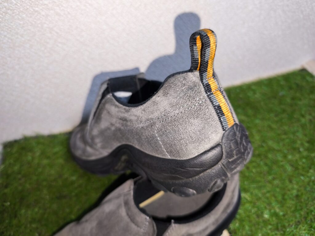 JUNGLE MOC-heel-strap