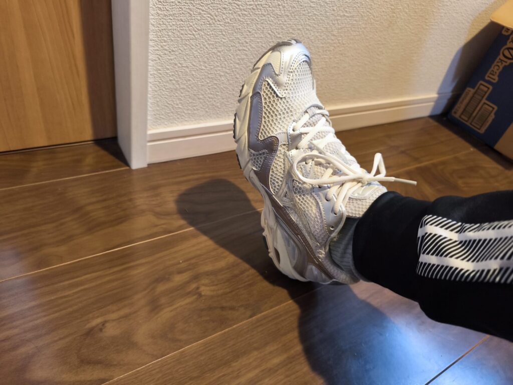 WAVERIDER10-fitting-1